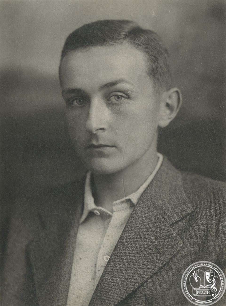 Фотография Г.С. Эфрона. Чистополь, 21 сентября 1941 г. РГАЛИ. Ф. 1190. Оп. 2. Ед. хр. 302. Л. 8.