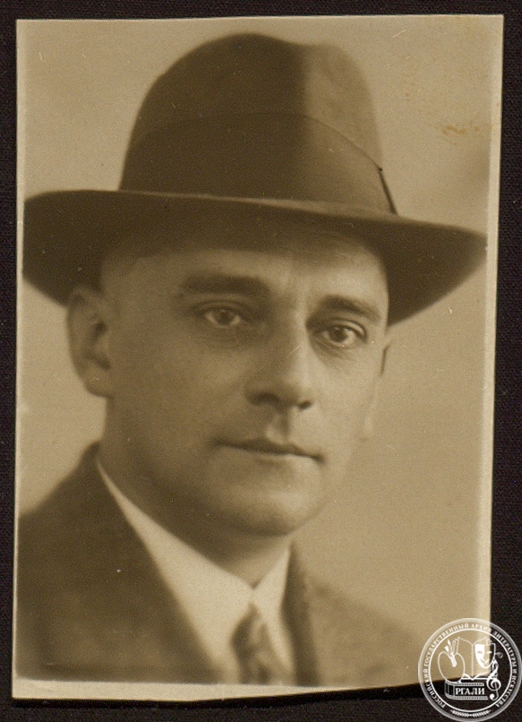 Фотография С.С. Мокульского. 1920-е гг. РГАЛИ. Ф. 2342. Оп. 1.